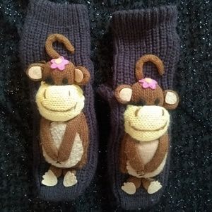 Free with bundle of 3 or more!??Cute Monkey socks
